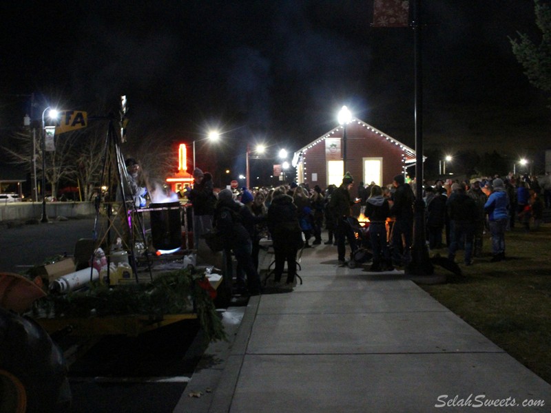 Christmas Night in Naches