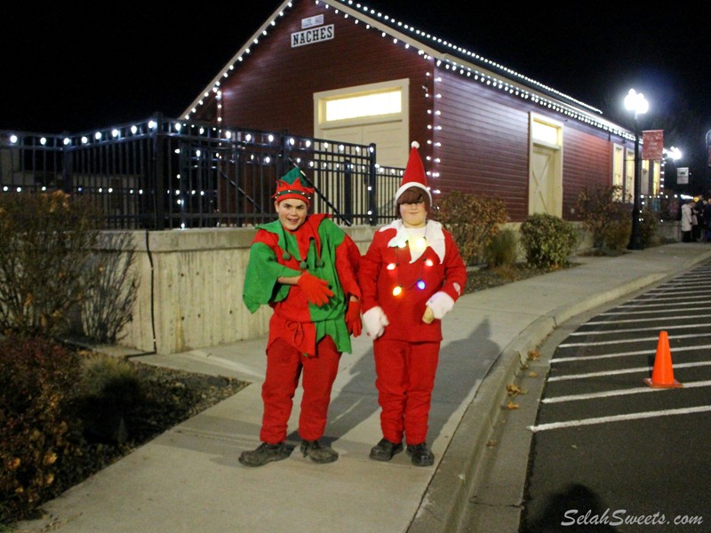 Christmas Night in Naches