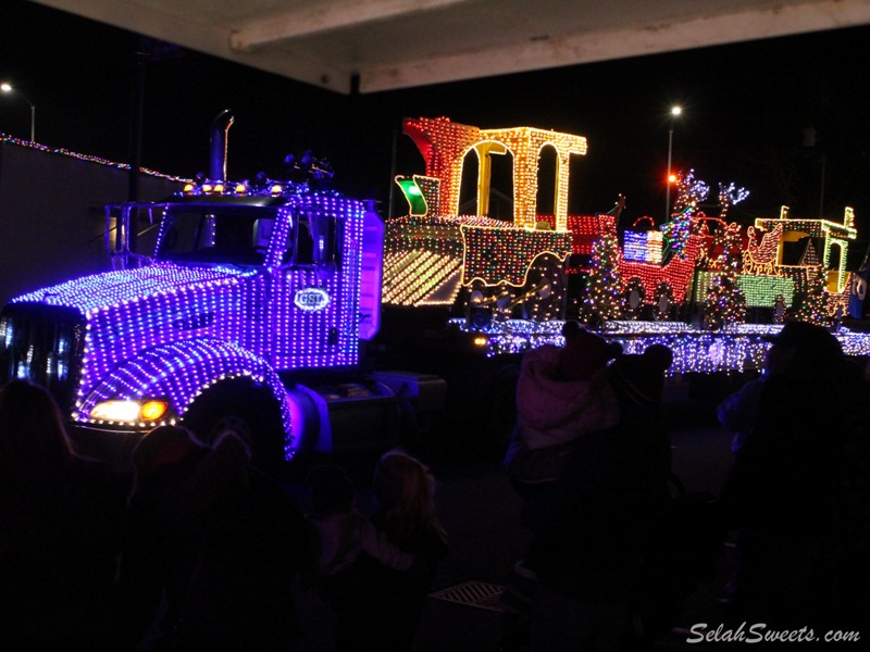 Christmas Night in Naches
