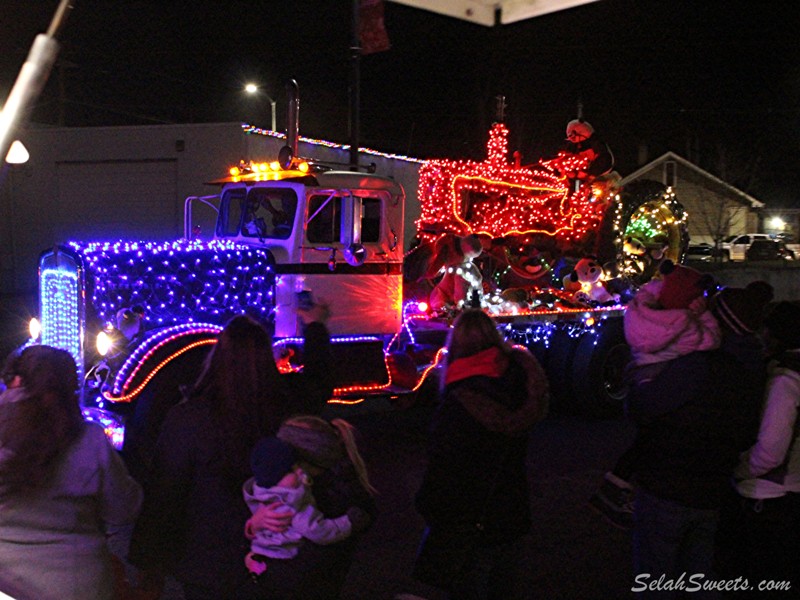 Christmas Night in Naches