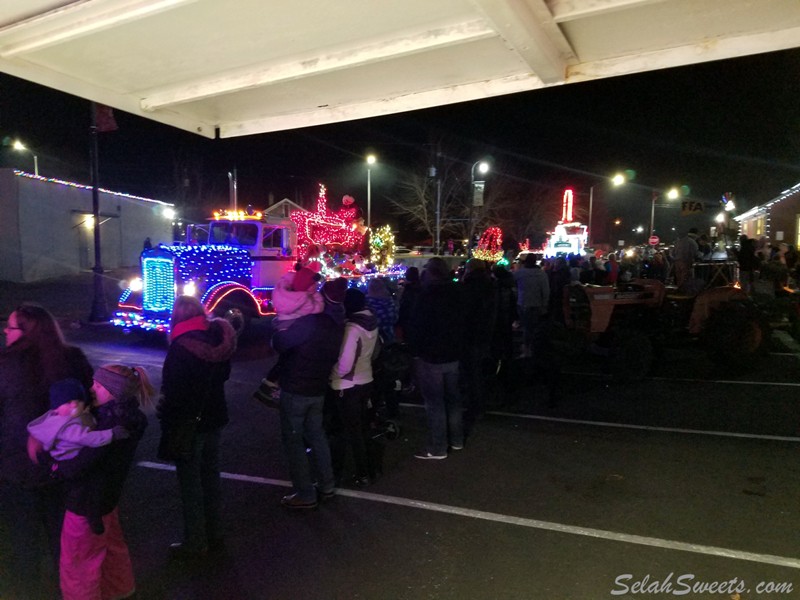 Christmas Night in Naches