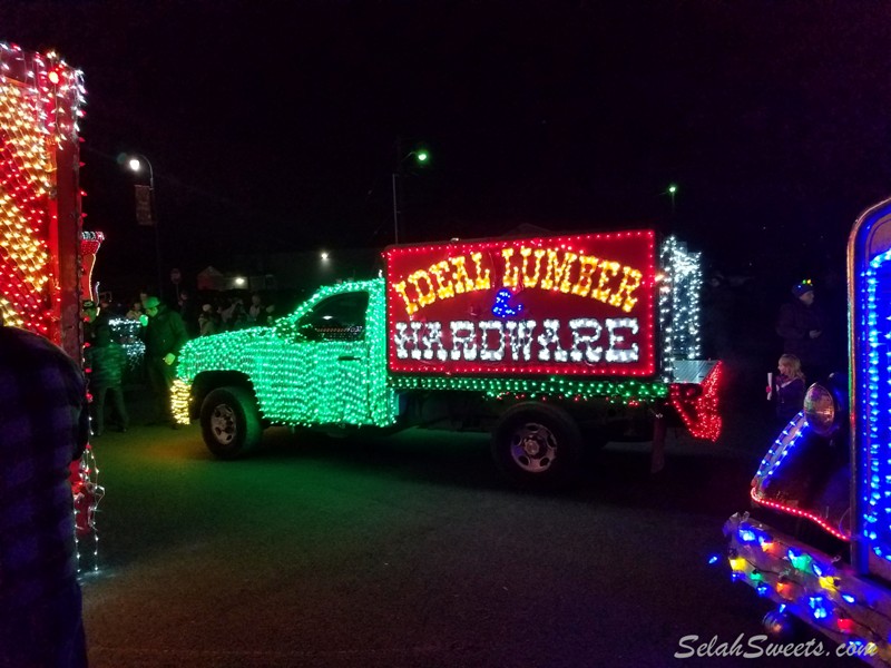 Christmas Night in Naches