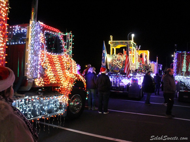 Christmas Night in Naches
