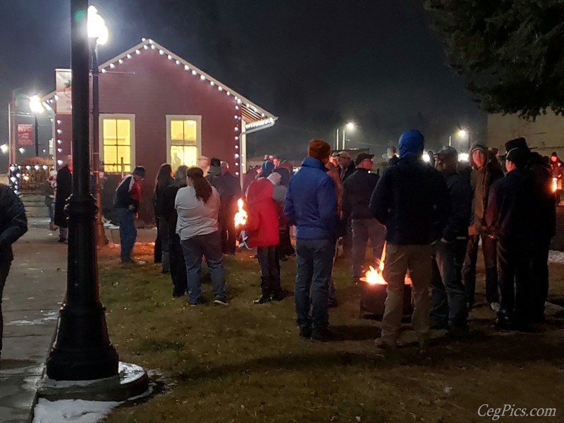 Christmas Night in Naches