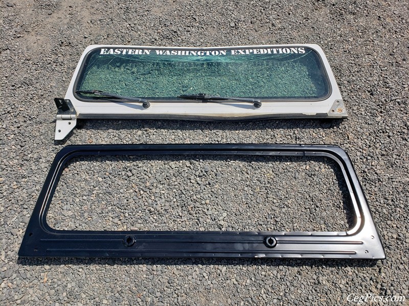 YJ Windshield Frame