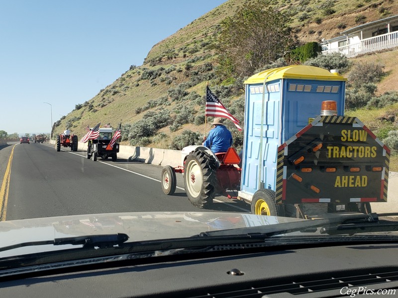 Zillah Tractor Convoy