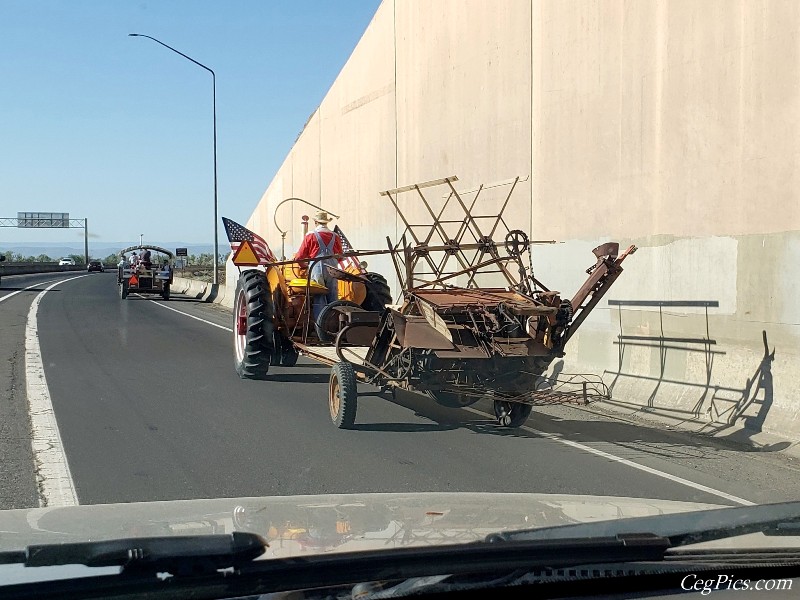 Zillah Tractor Convoy