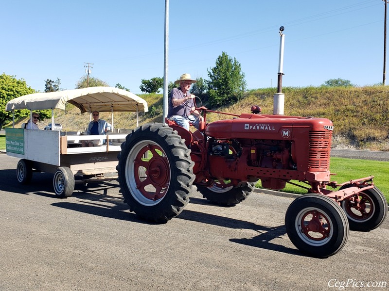 Zillah Tractor Convoy