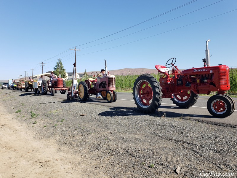 Zillah Tractor Convoy