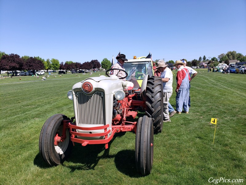 Zillah Tractor Convoy