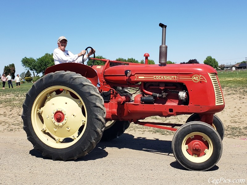 Zillah Tractor Convoy