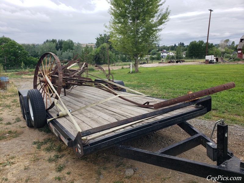 John Deere Side Delivery Rake 594