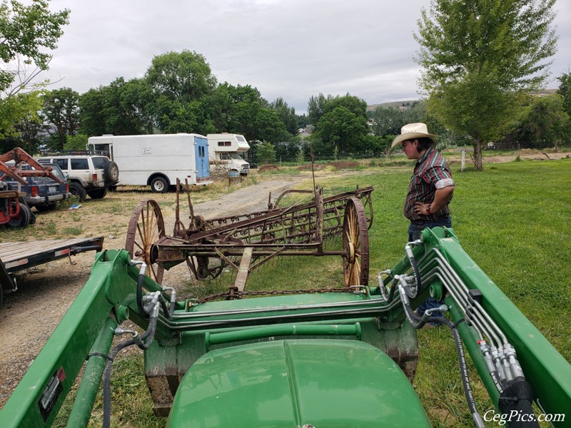 John Deere Side Delivery Rake 594