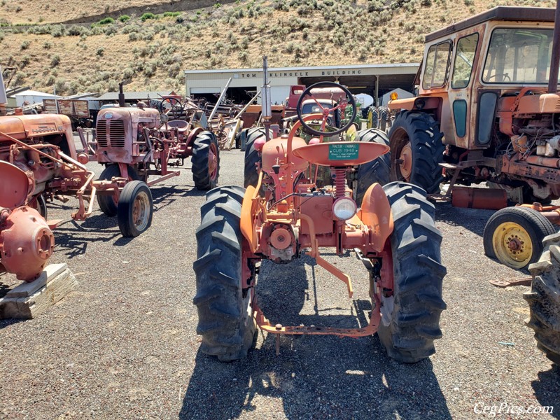 Farmall Cub