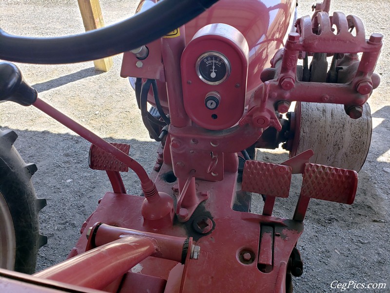 1949 Farmall H