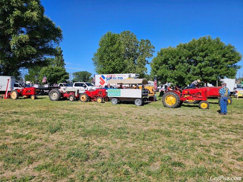 Toppenish Wild West Parade