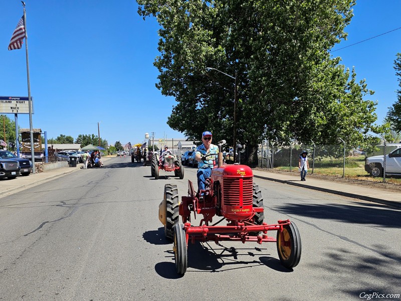 Toppenish Wild West Parade