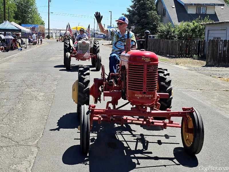 Toppenish Wild West Parade