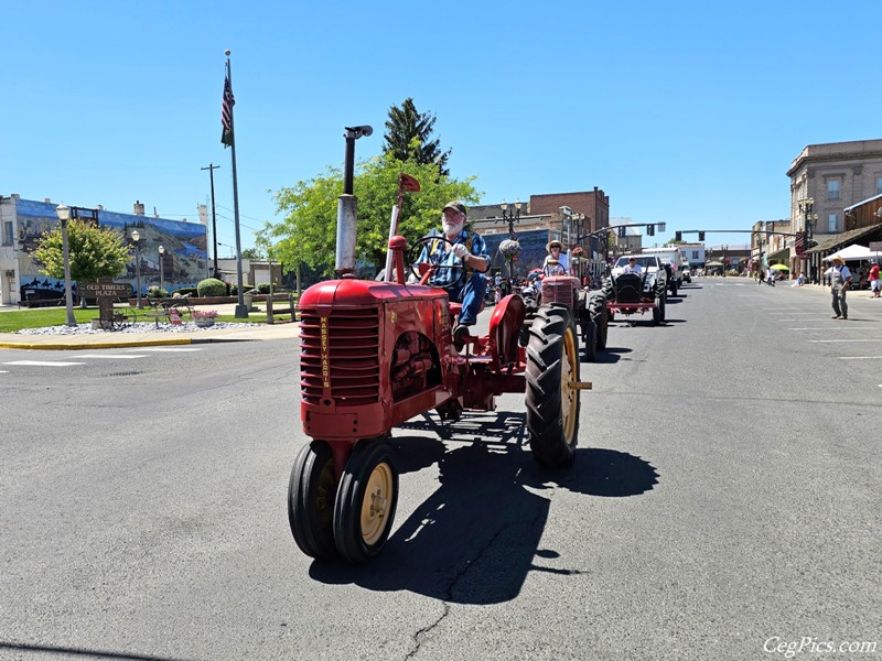 Toppenish Wild West Parade