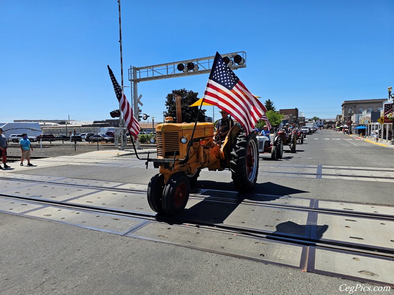 Toppenish Wild West Parade