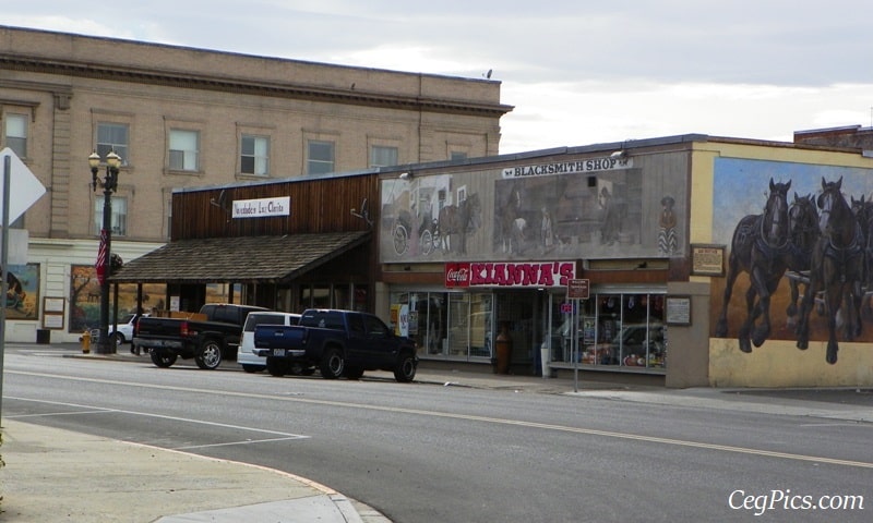 Photos: Exploring Yakima Lower Valley Road Trip (Part 2 of 3): Toppenish 12