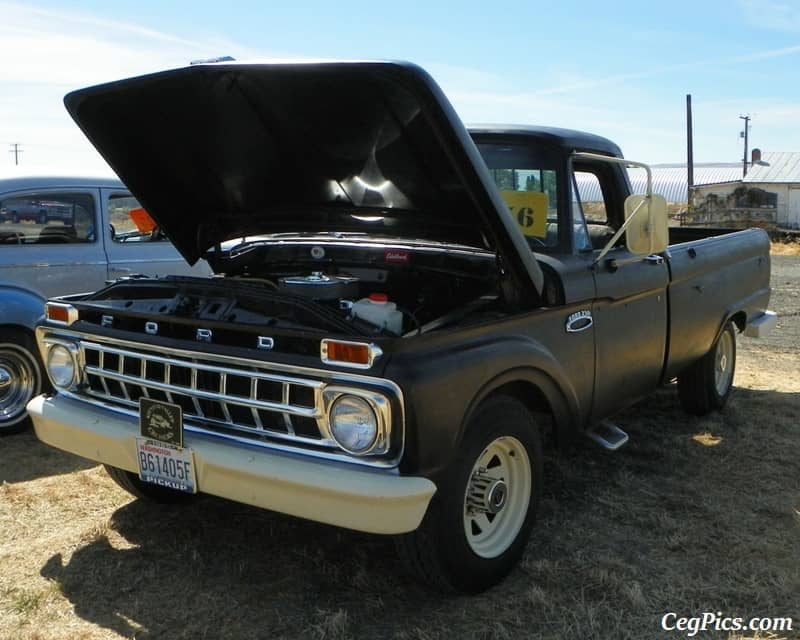 Photos: Kittitas Car Show and Burnouts 10