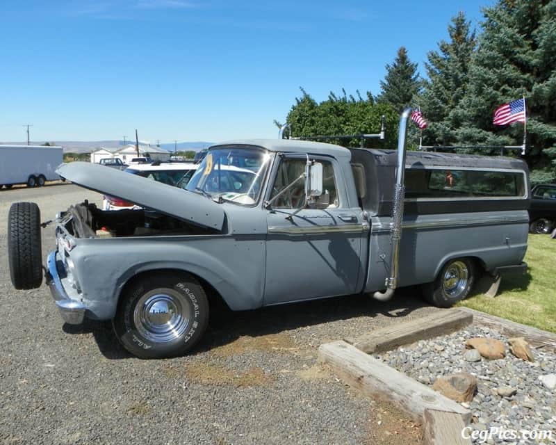 Photos: Kittitas Car Show and Burnouts 50