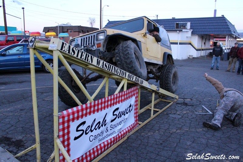 Selah_Jeep_48