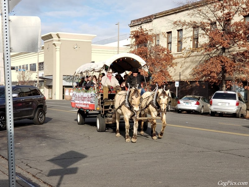 Photos: Holiday Horse Drawn Wagon Rides in Yakima – 12/14/19 2