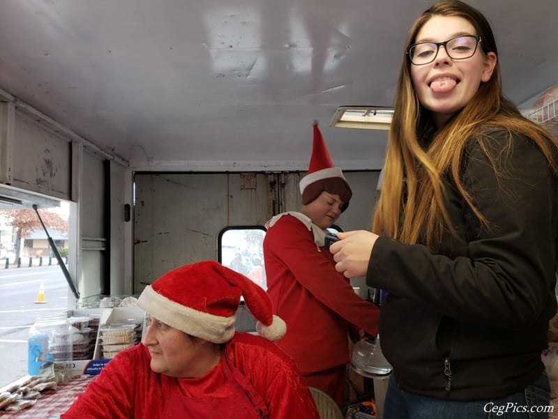 Photos: Holiday Horse Drawn Wagon Rides in Yakima – 12/14/19 10