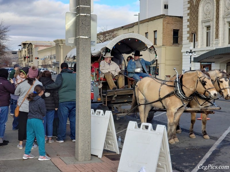 Photos: Holiday Horse Drawn Wagon Rides in Yakima – 12/21/19 4