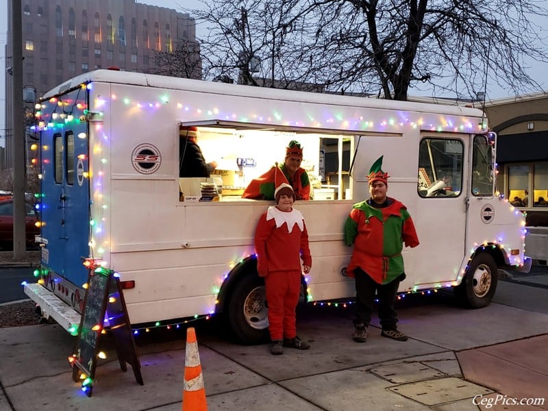 Photos: Downtown Yakima Tree Lighting Ceremony 3