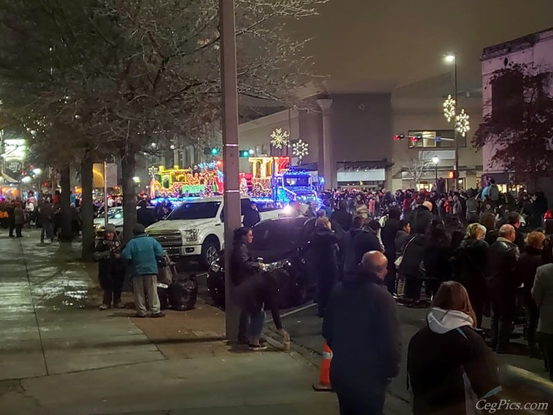 Photos: Downtown Yakima Tree Lighting Ceremony 15