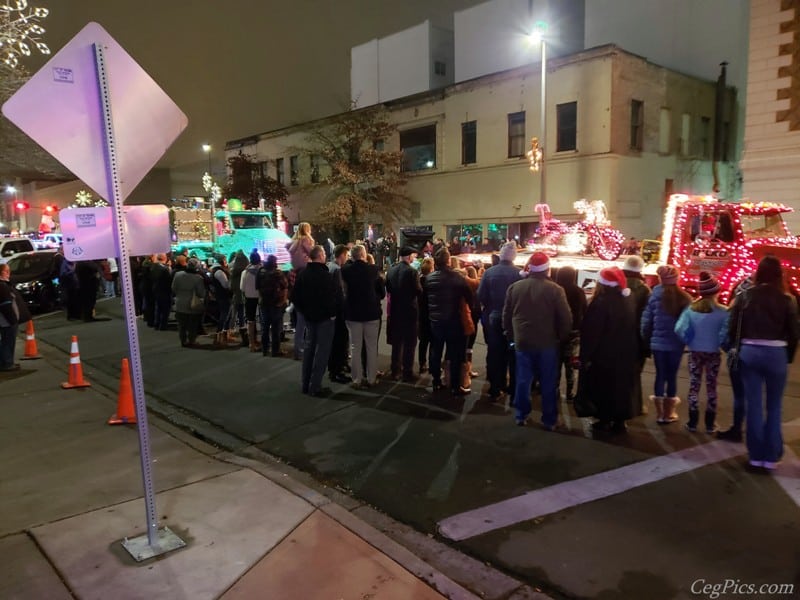 Photos: Downtown Yakima Tree Lighting Ceremony 18