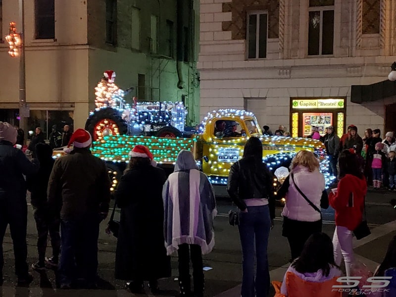 Photos: Downtown Yakima Tree Lighting Ceremony 22