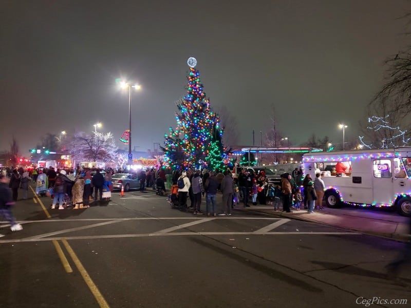 Photos: Downtown Yakima Tree Lighting Ceremony 28