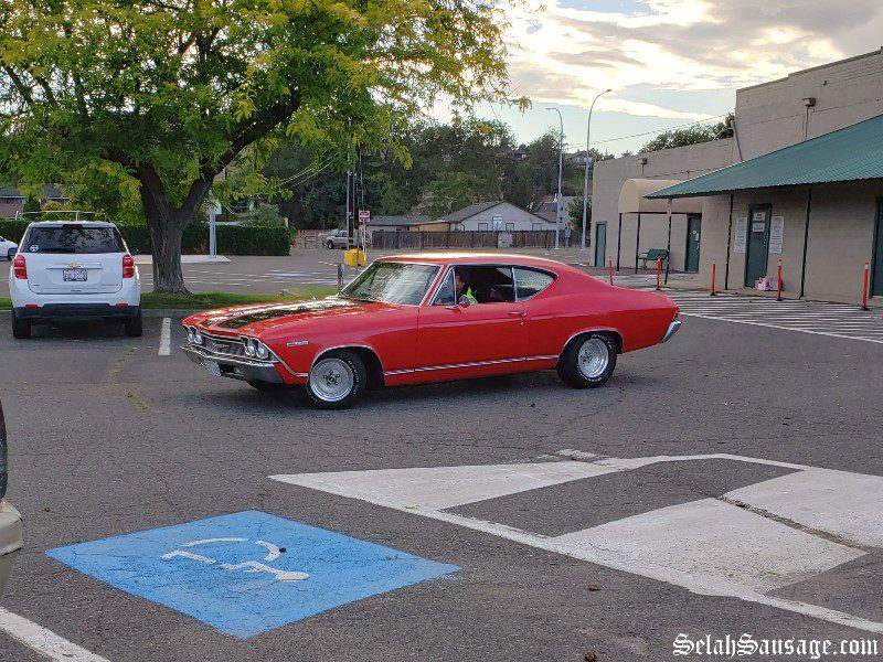 Photos: Selah Cruise Night – June 6 2020 49